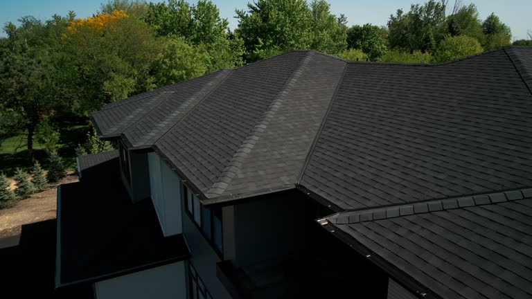 Fast & Reliable Emergency Roof Repairs in Hewitt, TX